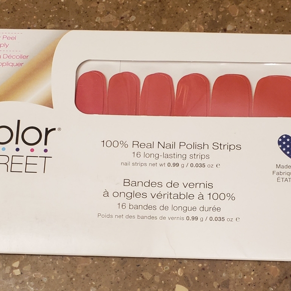 Colorstreet Raspberry Remix nail strips - Picture 2 of 4